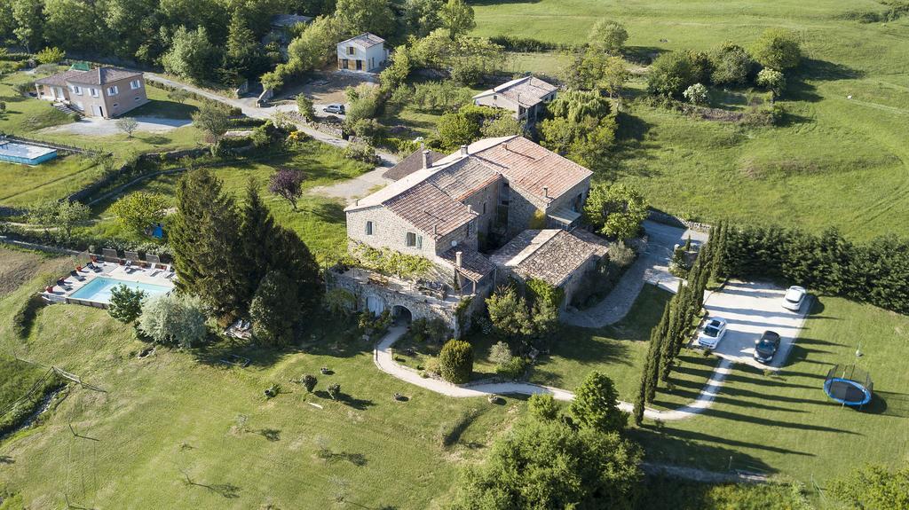 Le Mas De Combeau Tauriers Exterior foto
